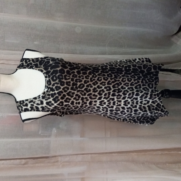 Tops - Leopard Print Tank  size M  (no tag)